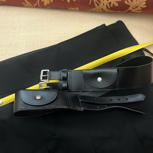 Burberry black pleat skirt size 6 - Picture 6 of 6